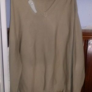 Greg Norman V neck sweater size xl